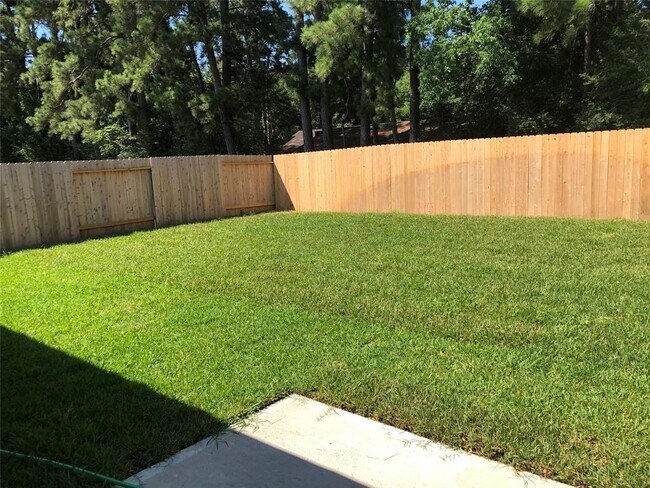 Photo - 18219 Willow Edge Dr