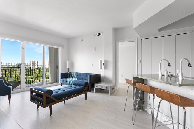 Photo - 19900 E Country Club Dr Unit TS08