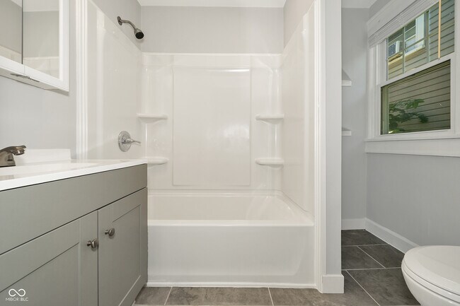 Photo - 3343 Carrollton Ave