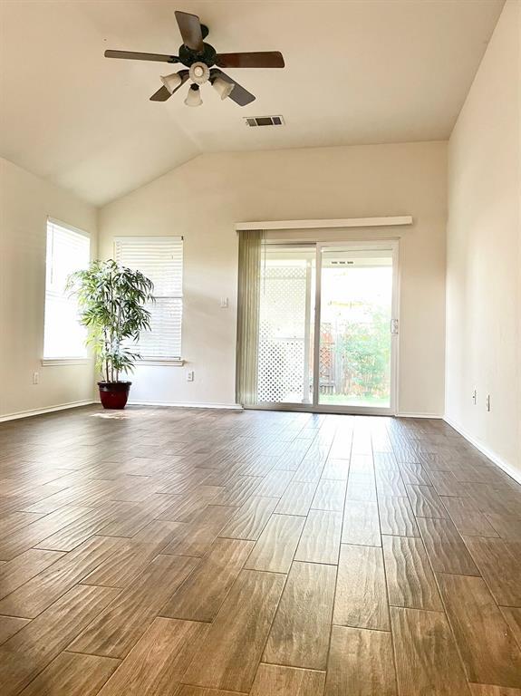 Photo - 2325 Clover Ridge Dr