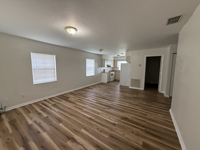 Photo - 510 NW 12th Dr