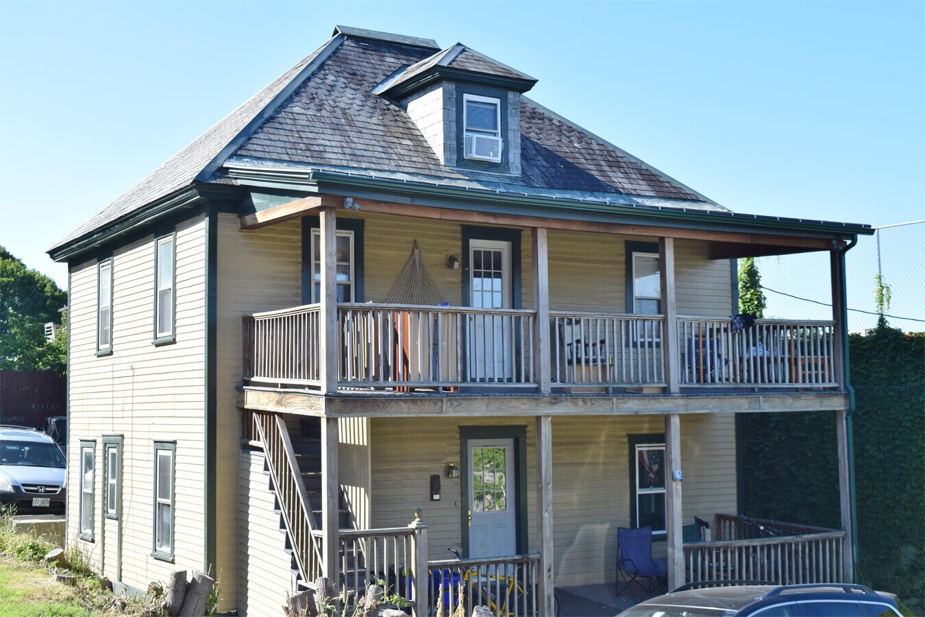Photo - 239 Main St