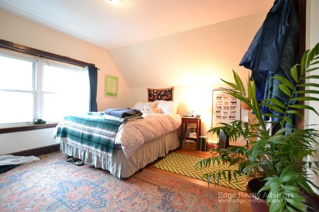 Photo - 56 Etna St Unit 2