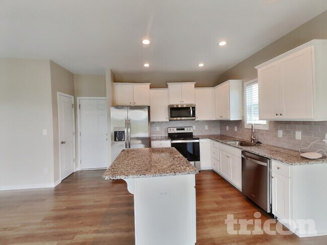 Photo - 50 Greenhouse St