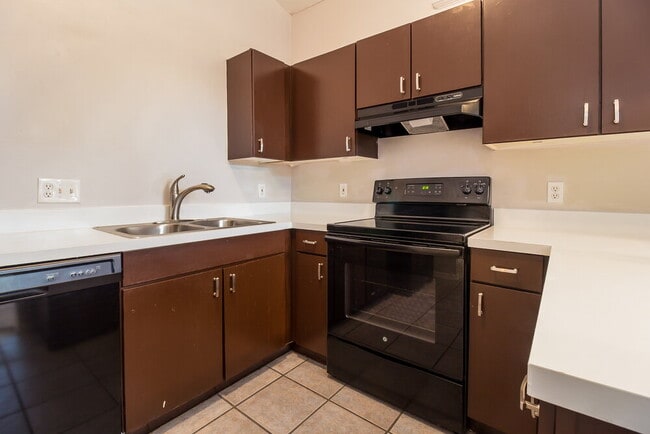 Photo - 10103 Richardson Ct