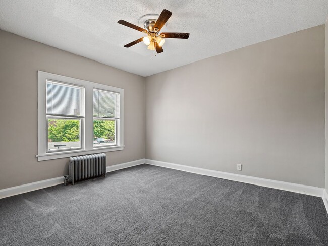 Maycourt Apartments