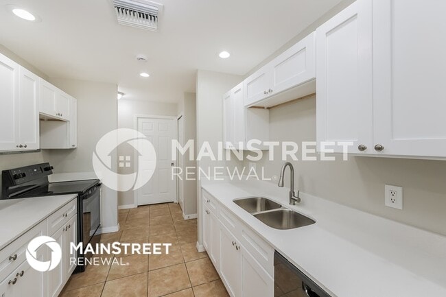 Photo - 3208 46th St W