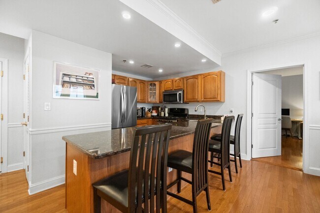 Photo - 727 Monroe St Unidad 306