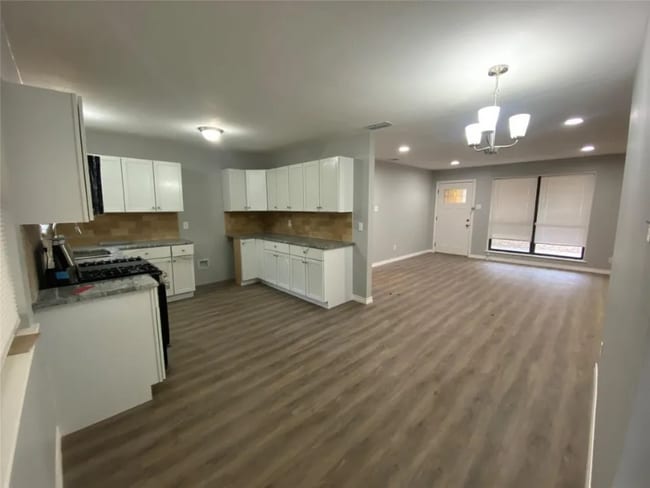 Photo - 4606 Harvey Dr