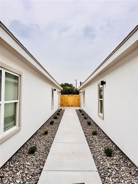 Photo - 740 N Alamo Rd Condo Unit 6