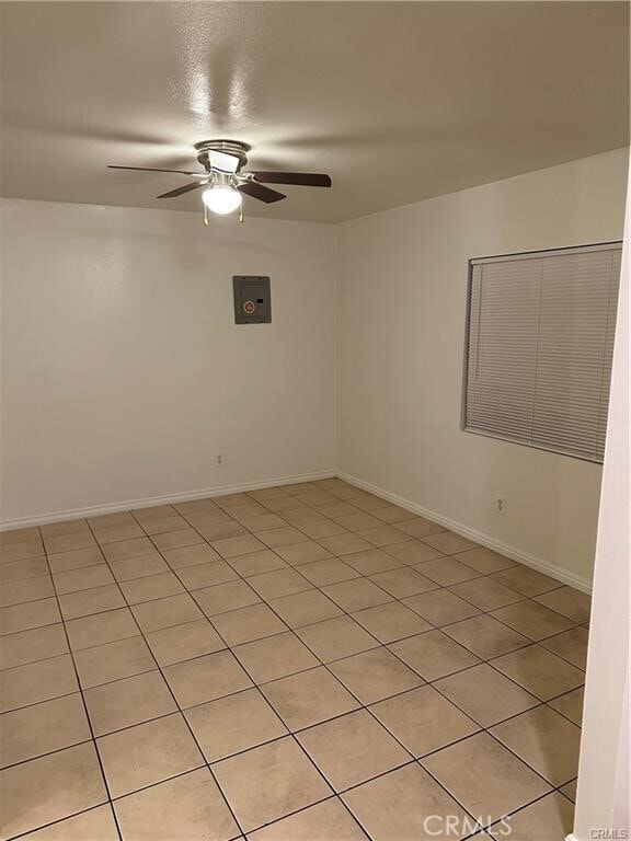 Photo - 1667 E 111th St