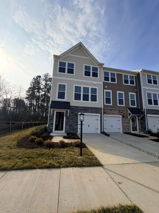 Photo - 431 Burden Dr, Glen Allen, VA 23060