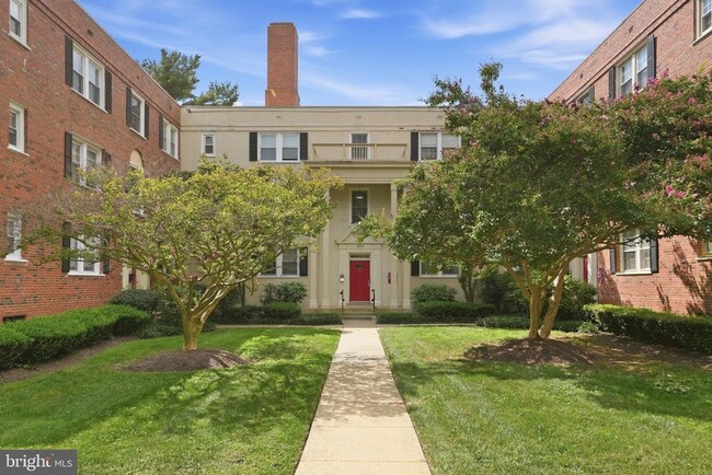 3923 Pennsylvania Ave. SE Unit 201