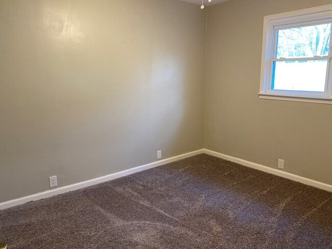 Photo - 102 Sanders Store Rd