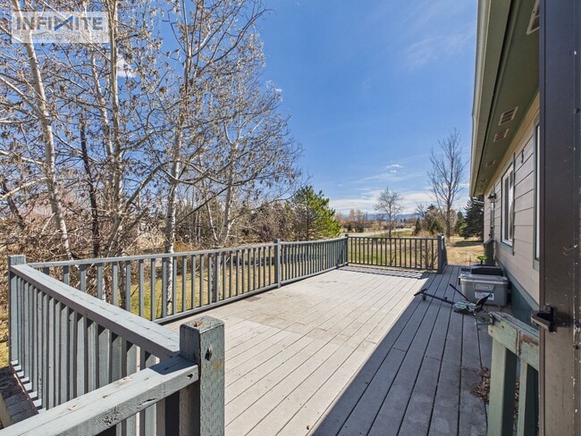 Photo - 3 Bedroom off East Valley Center!