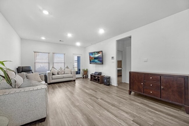 Photo - 23815 Desert Brush Ct