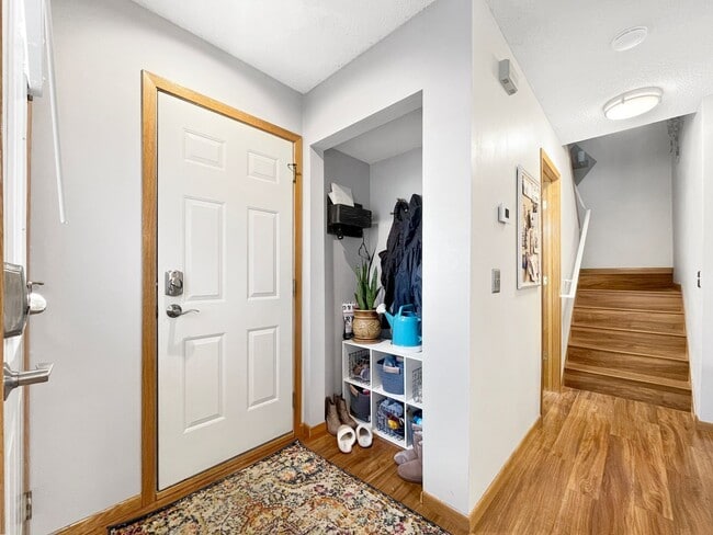 Photo - 2040 Shenandoah Ct