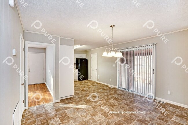 Photo - 107 Scotland Dr