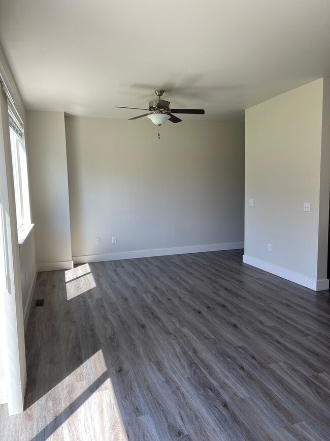 Photo - 1303 Bunson Blvd Unit A
