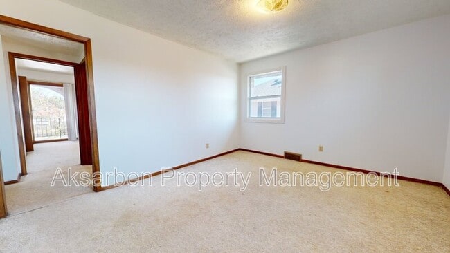Photo - 1370 32nd Ave