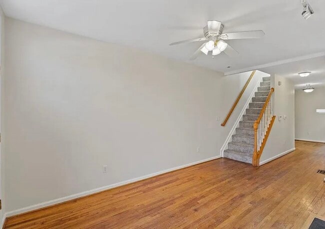 Photo - 1239 W Lombard St