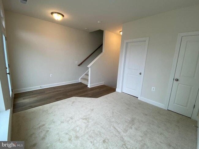 Photo - 600 Watermans Dr