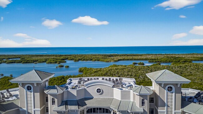 Photo - 1001 Arbor Lake Dr