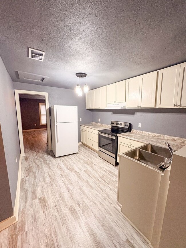 Photo - 806 S 22nd St