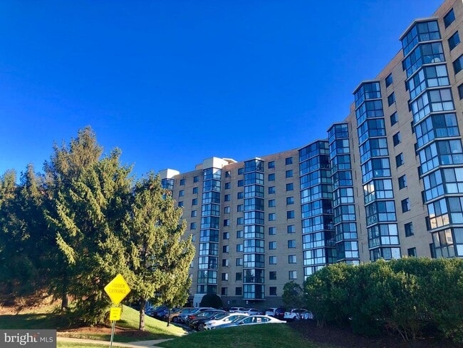 Building Photo - 3310 N Leisure World Blvd Unit 503-6 Rental