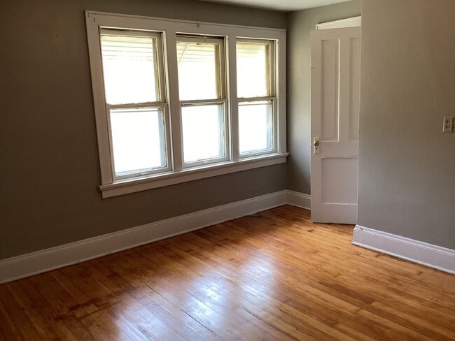 Photo - 5 bedroom single family home