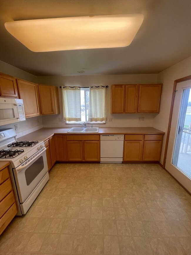 Photo - Charming 3 bed 2 bath in Five Mile Prairie