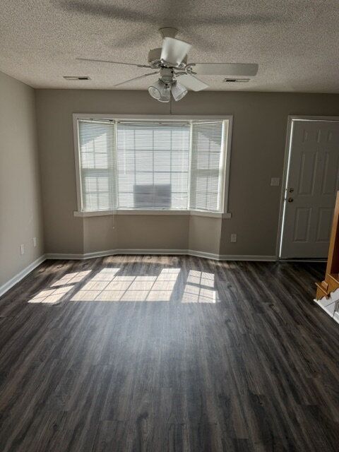 3930 Sterling Pointe Dr