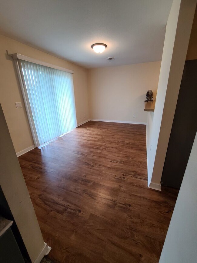 1910 Wyoming Ave Unidad 1914