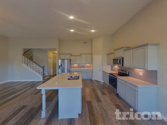 Photo - 3316 Pear Blossom Way