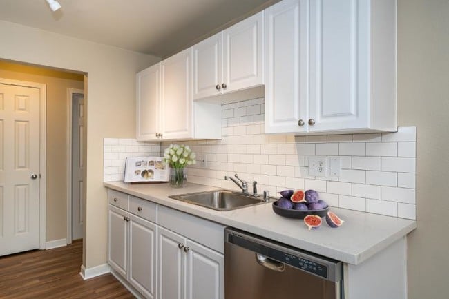 Photo - Monterey at Lake View Drive