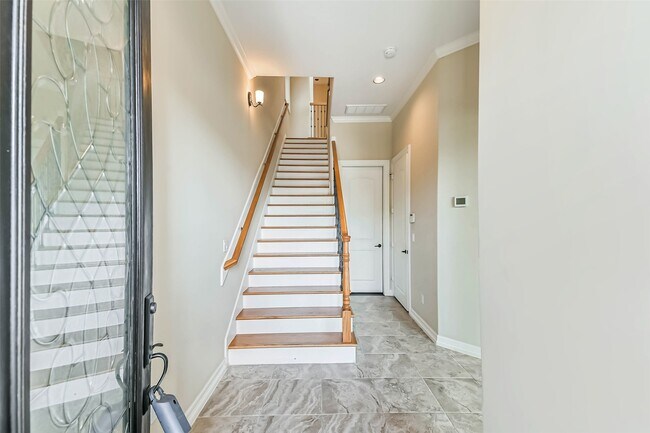 Photo - 11115 Olympia Dr