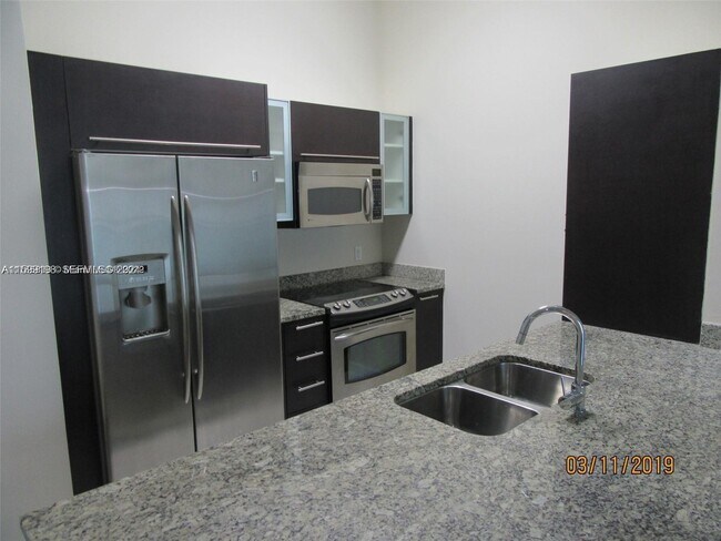Photo - 950 Brickell Bay Dr Unit 1003