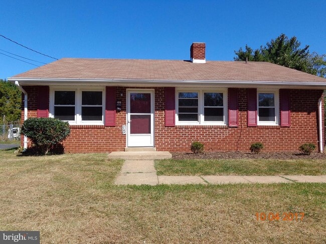 Building Photo - 3005 Normandy Ave Rental