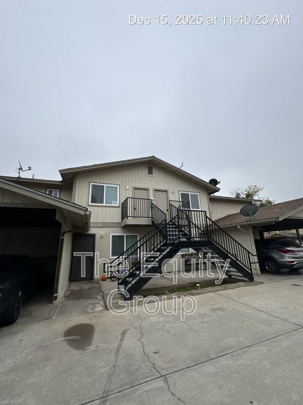 Building Photo - 809 Monarch Cir Unit #4