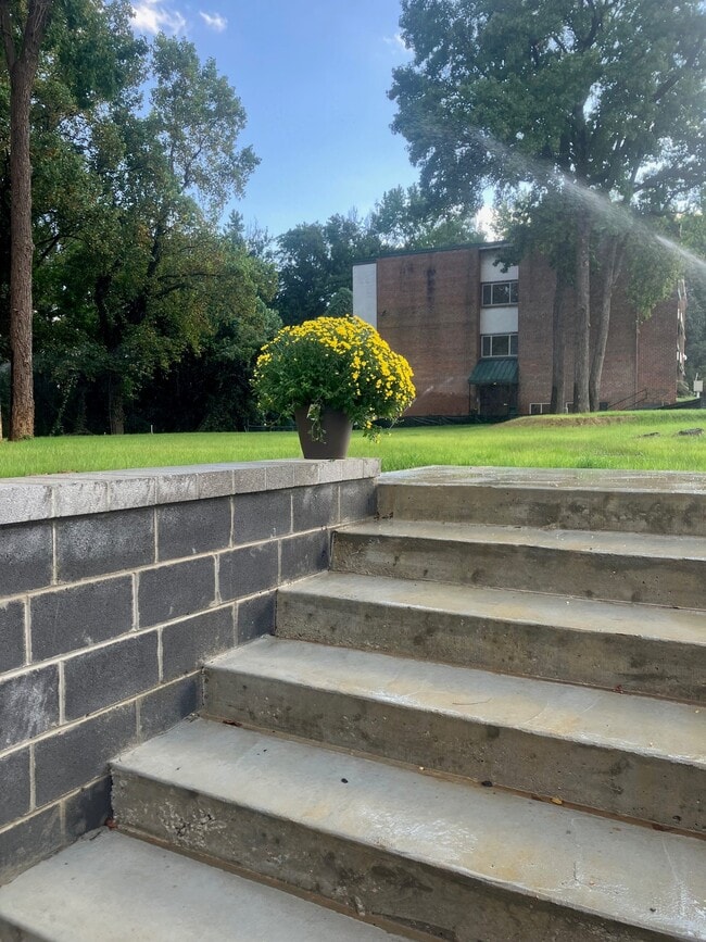 Photo - 3101 Southern Ave Unit T7