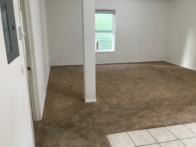 Photo - 4012 S 130th St Unit 102