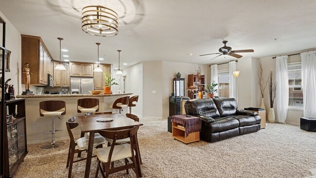 Photo - 2bd/1ba Maple Valley Condo Unit B1