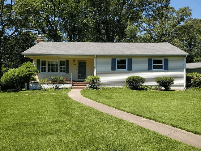 Photo - 1260 Dogwood Rd Unit Lower