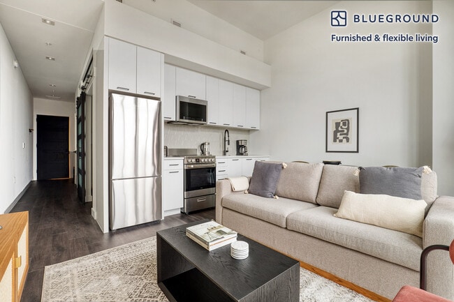 Photo - 550 Morse St NE Unidad SI FL10-ID636