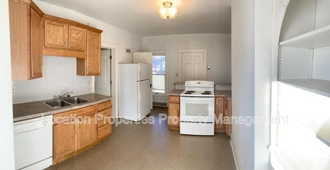 Photo - 1741 Vermont St