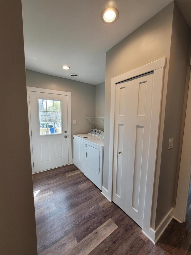 Photo - 1140 E Breckenridge St