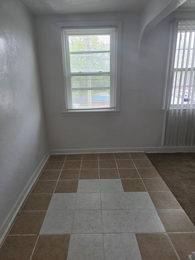 Building Photo - 386 E Upsal St Unit 386 upsal street