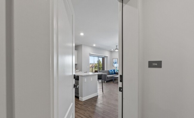 Photo - 475 N 9th St Unidad 206