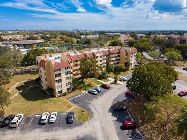 Building Photo - 3801 Environ Blvd Unit 217