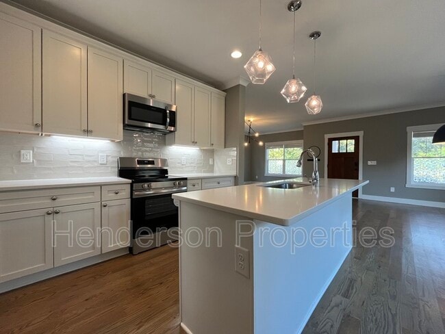 Photo - 705 Baldwin Ave